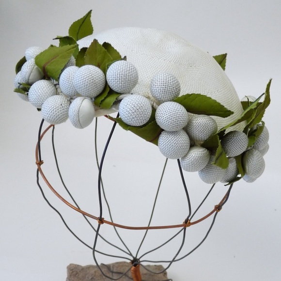 Woodward & Lothrop vintage Accessories Woodward Lothrop White Straw